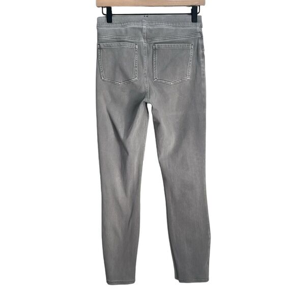 SPANX Pull On Denim Jeggings Jeans Light Gray Wash Size Small - Picture 2 of 7